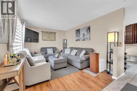 1812 Vicky Circle Windsor ON N8W 5P6