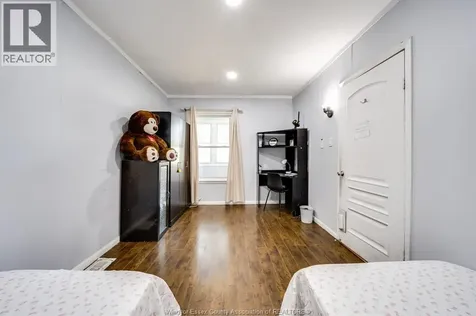 1170 Pierre Avenue Windsor ON N9A 2L4
