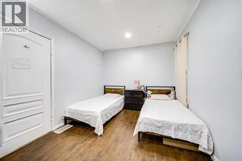 1170 Pierre Avenue Windsor ON N9A 2L4