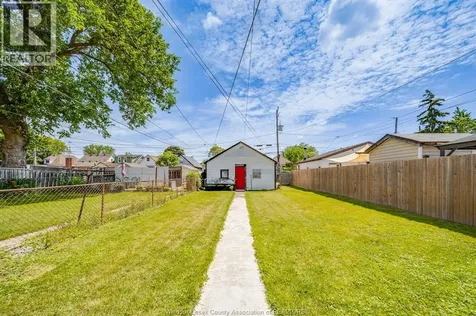 1170 Pierre Avenue Windsor ON N9A 2L4