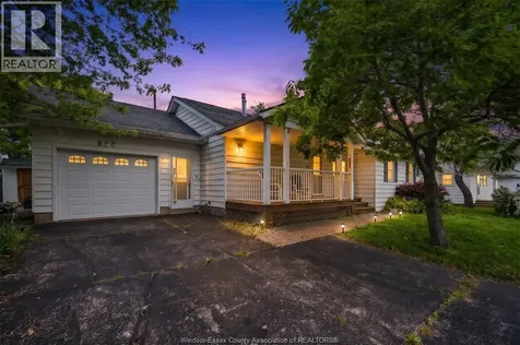 866 Point Pelee Drive Leamington ON N8H 3V4