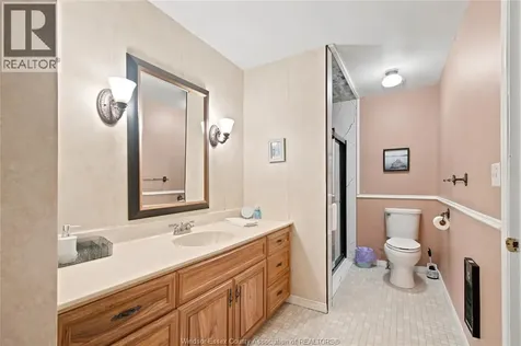 866 Point Pelee Drive Leamington ON N8H 3V4