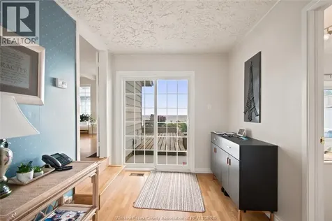 866 Point Pelee Drive Leamington ON N8H 3V4