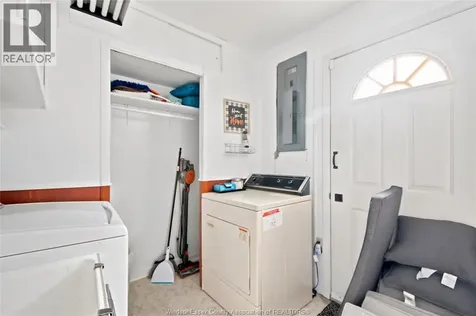 866 Point Pelee Drive Leamington ON N8H 3V4