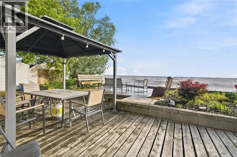 866 Point Pelee Drive Leamington ON N8H 3V4