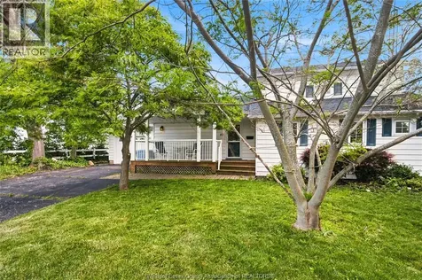 866 Point Pelee Drive Leamington ON N8H 3V4