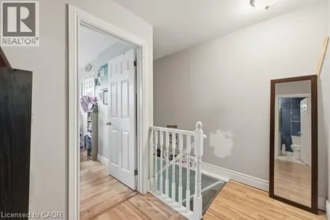 16 Harrison Avenue Hamilton ON L8H 2Z7