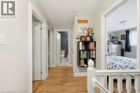 16 Harrison Avenue Hamilton ON L8H 2Z7