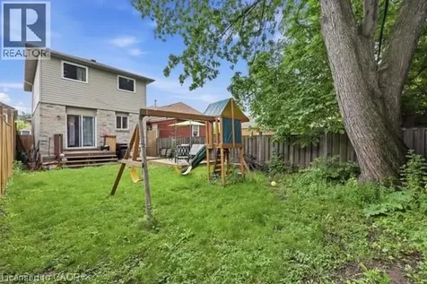 16 Harrison Avenue Hamilton ON L8H 2Z7