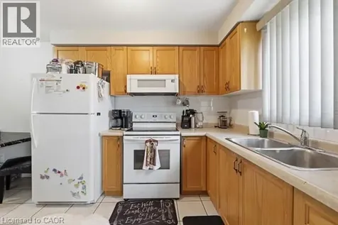 16 Harrison Avenue Hamilton ON L8H 2Z7