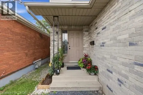 16 Harrison Avenue Hamilton ON L8H 2Z7