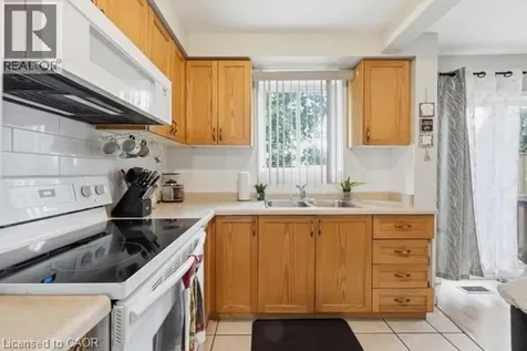 16 Harrison Avenue Hamilton ON L8H 2Z7