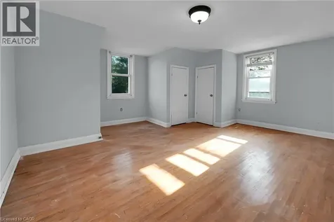 9 Arlington Avenue St. Catharines ON L2P 3A3