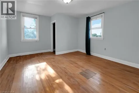 9 Arlington Avenue St. Catharines ON L2P 3A3