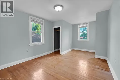 9 Arlington Avenue St. Catharines ON L2P 3A3