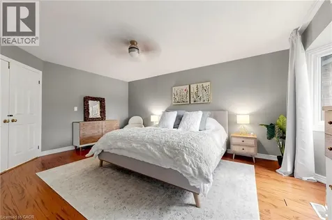 286 Hamilton Drive Ancaster ON L9G 4W6