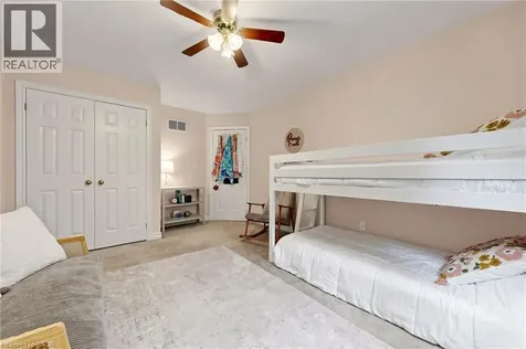 286 Hamilton Drive Ancaster ON L9G 4W6