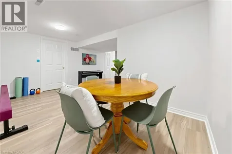 286 Hamilton Drive Ancaster ON L9G 4W6