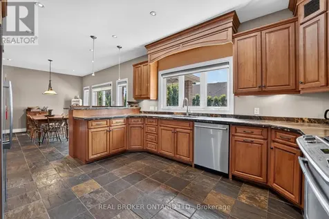 41 Cameron Drive Hamilton (ancaster) ON L9G 2L4