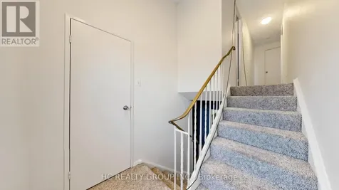433 Keats Way Waterloo ON N2L 5S7