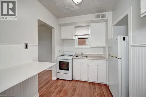 1230 Queens Boulevard Kitchener ON N2M 1C3