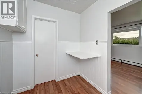1230 Queens Boulevard Kitchener ON N2M 1C3