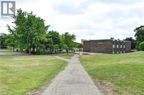 1230 Queens Boulevard Kitchener ON N2M 1C3