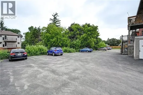 1230 Queens Boulevard Kitchener ON N2M 1C3