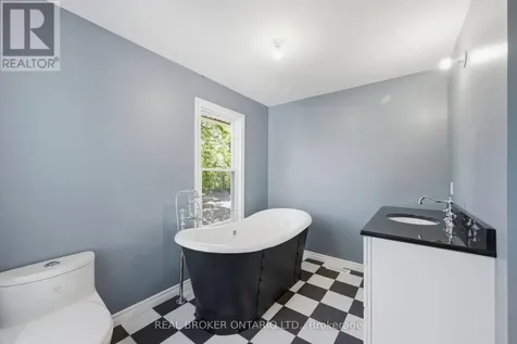 4184 Gordon Murdock Road Ottawa ON K0A 2W0