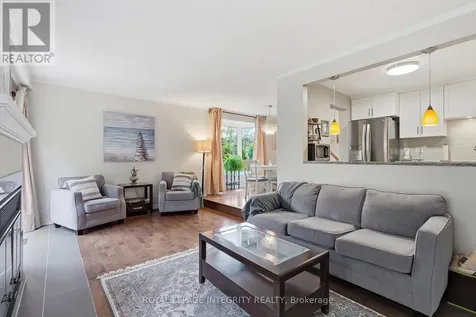 142 Gladecrest Court Ottawa ON K2H 9J8