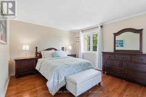 142 Gladecrest Court Ottawa ON K2H 9J8