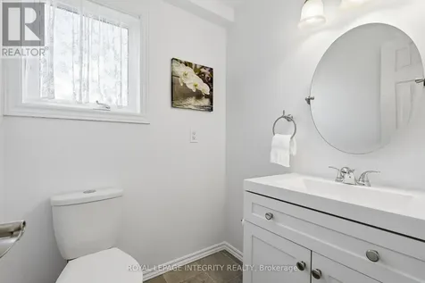 142 Gladecrest Court Ottawa ON K2H 9J8
