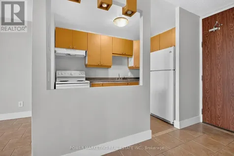 2020 Jasmine Crescent Ottawa ON K1J 8K5