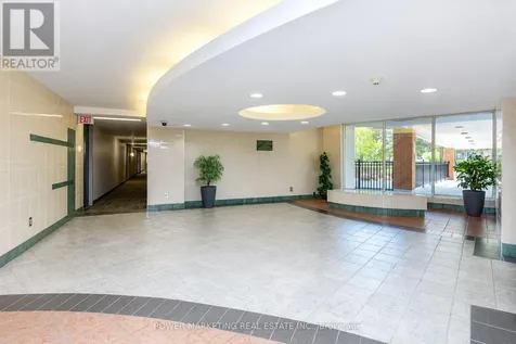 2020 Jasmine Crescent Ottawa ON K1J 8K5