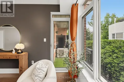 950 Marguerite Avenue Ottawa ON K1K 3T8