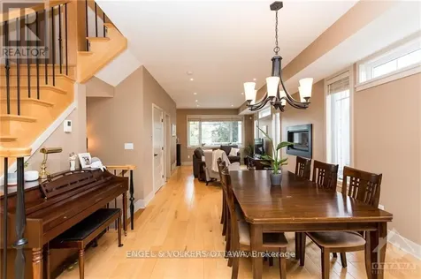 267 Kirchoffer Avenue Ottawa ON K2A 1Y1