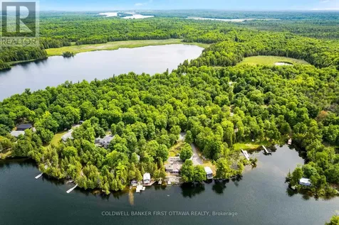 411 Pickerel Bay Road Lanark Highlands ON K0A 3L0