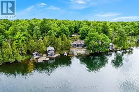 411 Pickerel Bay Road Lanark Highlands ON K0A 3L0