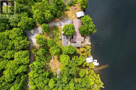 411 Pickerel Bay Road Lanark Highlands ON K0A 3L0