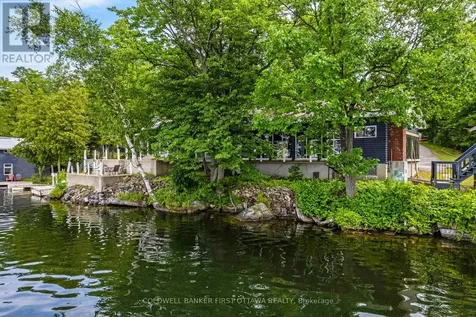 411 Pickerel Bay Road Lanark Highlands ON K0A 3L0