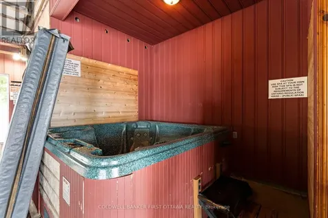 411 Pickerel Bay Road Lanark Highlands ON K0A 3L0