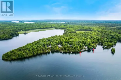 411 Pickerel Bay Road Lanark Highlands ON K0A 3L0