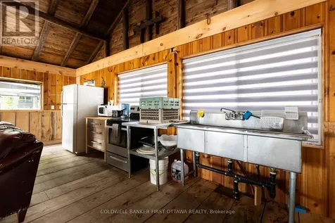 411 Pickerel Bay Road Lanark Highlands ON K0A 3L0