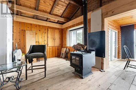 411 Pickerel Bay Road Lanark Highlands ON K0A 3L0