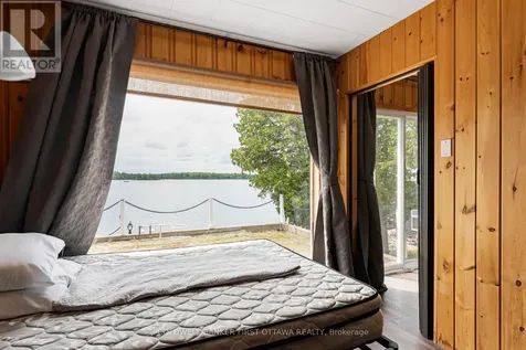 411 Pickerel Bay Road Lanark Highlands ON K0A 3L0