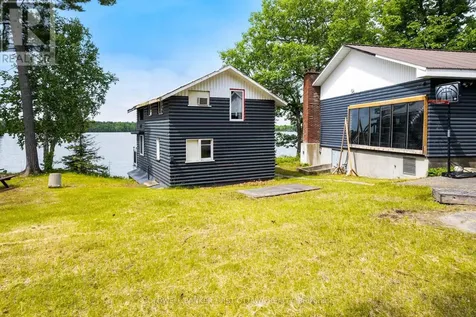 411 Pickerel Bay Road Lanark Highlands ON K0A 3L0