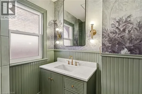131 Markland Street Hamilton ON L8P 2K3