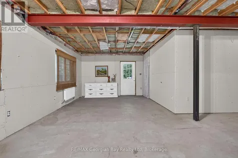 6 Brunelle Road Tiny ON L9M 0J2