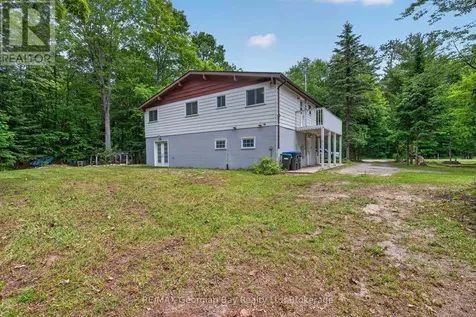 6 Brunelle Road Tiny ON L9M 0J2