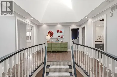 356 Shoreacres Road Burlington ON L7L 2H5